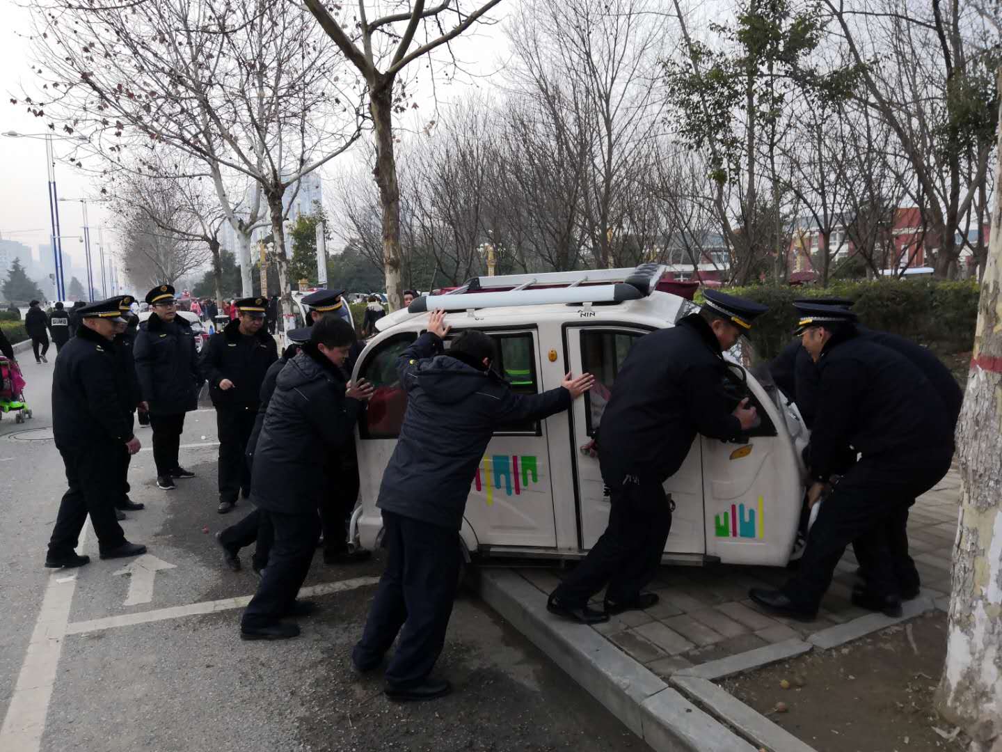 微信图片_20190222094019.jpg 微信图片_20190222094019.jpg