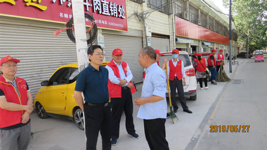 杨1.JPG