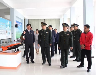河南省军区司令员陈兆明到西华县调研军民融合和基层武装工作3.jpg