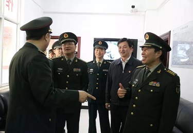 河南省军区司令员陈兆明到西华县调研军民融合和基层武装工作4.jpg