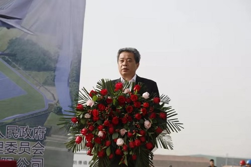 周口西华通用机场首航式举行4.jpg