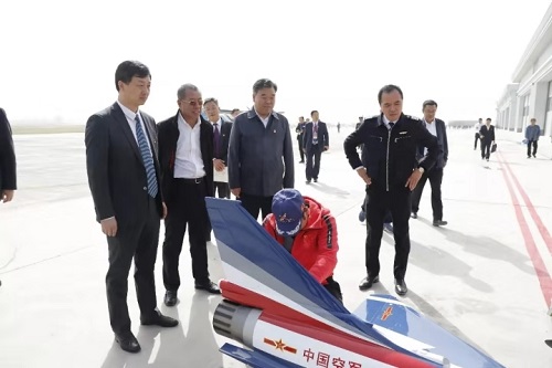 周口西华通用机场首航式举行8.jpg