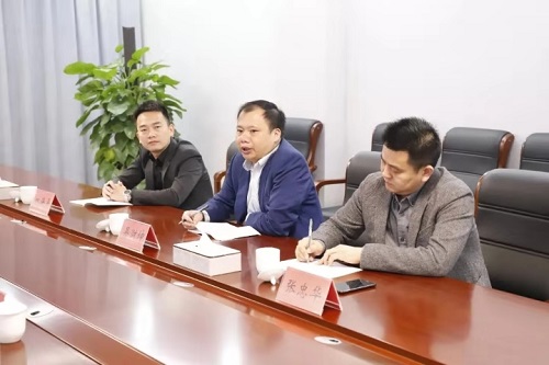 林鸿嘉会见深圳市雄毅华绝缘材料有限公司董事长吴财坤一行3.jpg