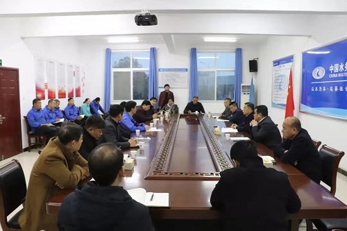 田庆杰调研青龙岗市场改造和城区安全饮水工作3.jpg