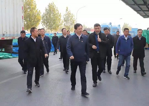 林鸿嘉对建设区域快递物流中心到郑州调研4.jpg