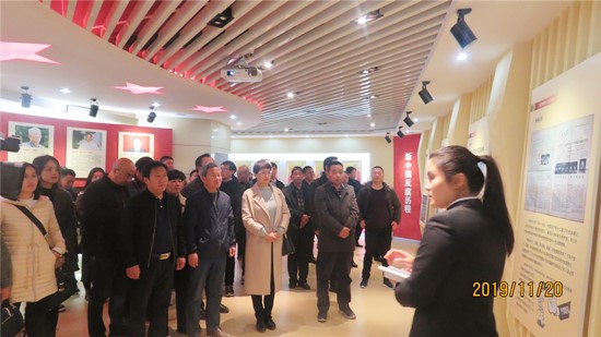 11月20日参观警示基地1.JPG