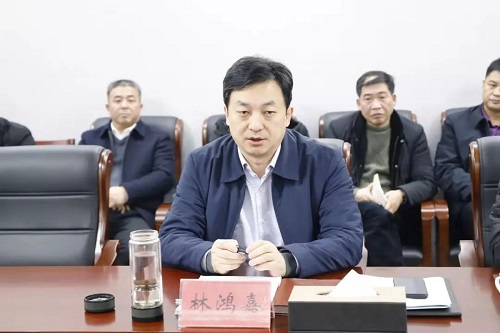 杭州耕德到西华县洽谈推进华为手机生产项目 林鸿嘉主持考察洽谈活动4.jpg