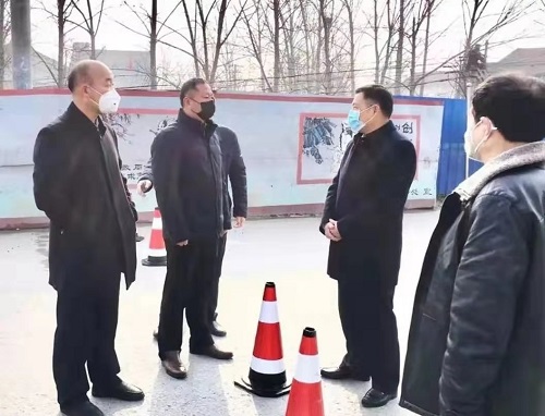 田庆杰在暗访督导疫情防控工作时强调 守土有责 守土担责 守土尽责 坚决打赢疫情防控阻击战2.jpg