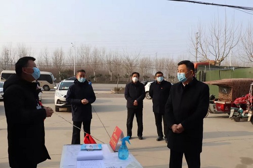田庆杰在督导疫情防控工作时强调抓实抓细各项防控措施 坚定决心、提振信心、稳定人心2.jpg 田庆杰在督导疫情防控工作时强调抓实抓细各项防控措施 坚定决心、提振信心、稳定人心2.jpg