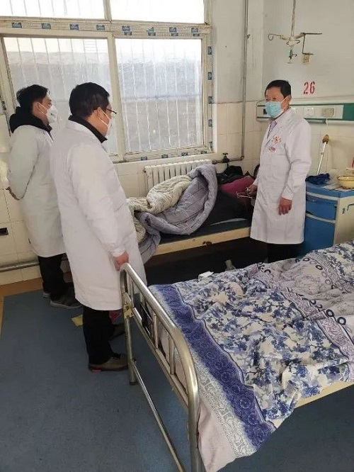 何景森：冲在奉母镇疫情战场最前线的战士3.jpg