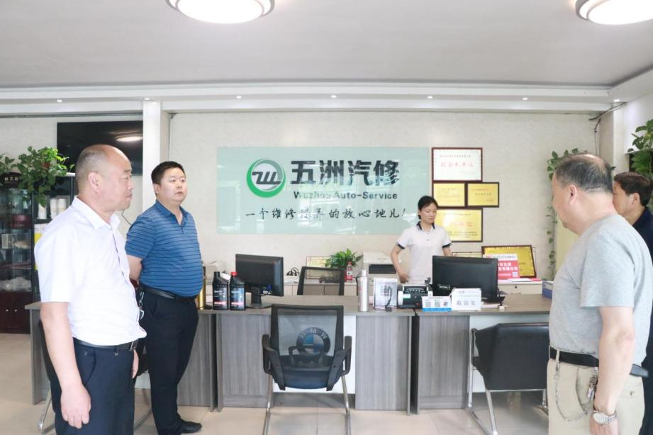 6.16仲裁委员会开展送法进企业活动2.png