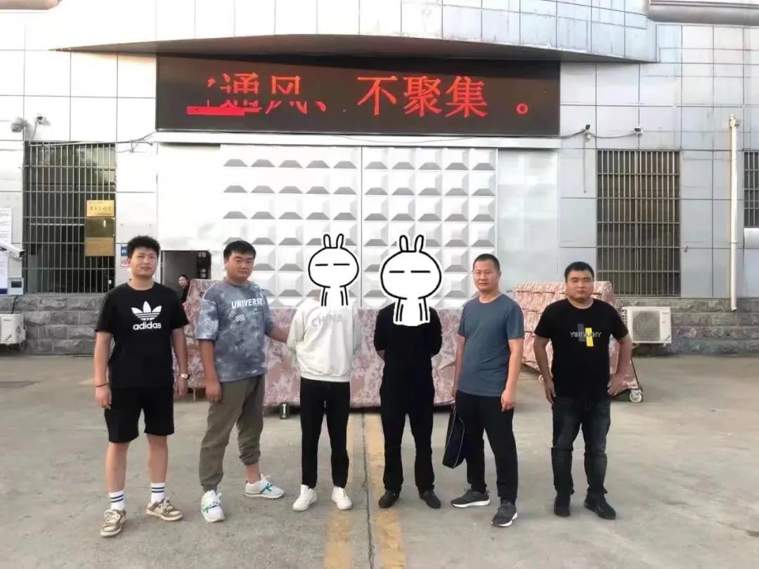 1.jpg